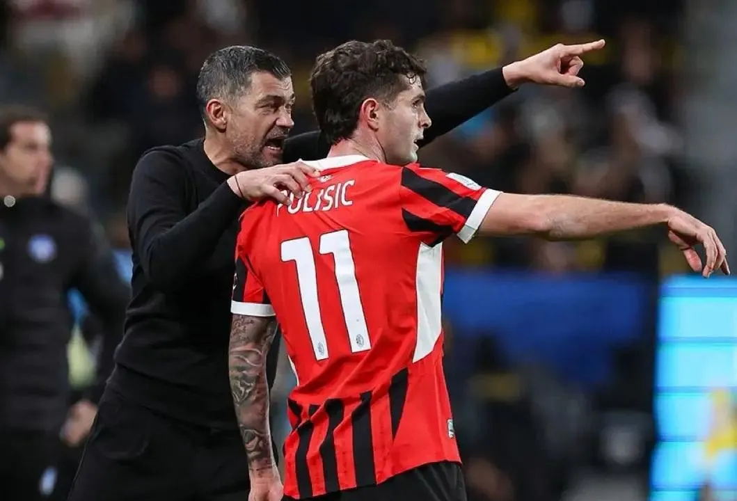 集结日国际米兰备战意大利杯，篮板制胜细节曝光，质疑声仍在，更衣室氛围转暖(国际米兰集锦)